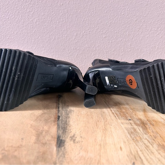 DKNY Black 4in heels with Velcro straps - Picture 8 of 8